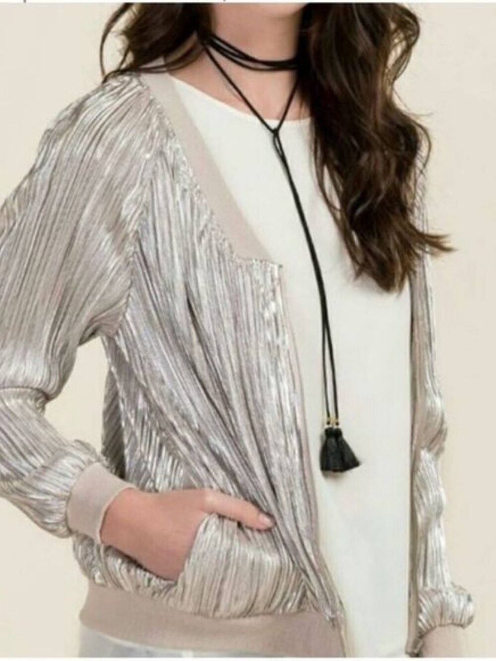 Womens Francesca’s Francescas  Metallic Gold Cassie Pleated Bomber Jacket - Sz S